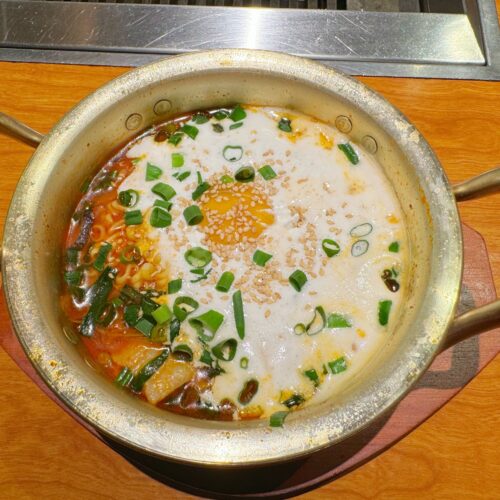 韓ロゼラーメン