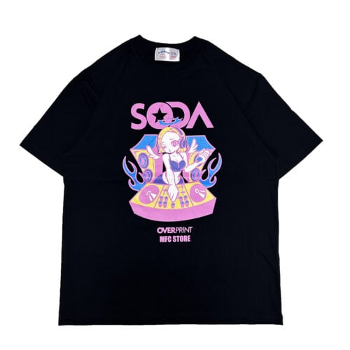 MFC STORE × over print × DJ SODA Ver. 3saki S/S TEE ¥6,600（1月6日[土]19:00：MFC STORE Official Online Storeにて発売）