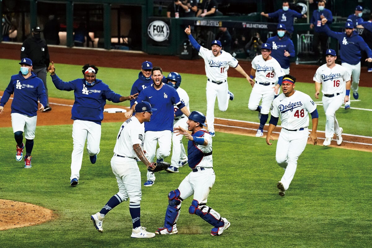 “大谷翔平のボス”ロバーツ監督ってどんな人？ドジャースを率いる沖縄生まれの日系アメリカ人の素顔に迫る