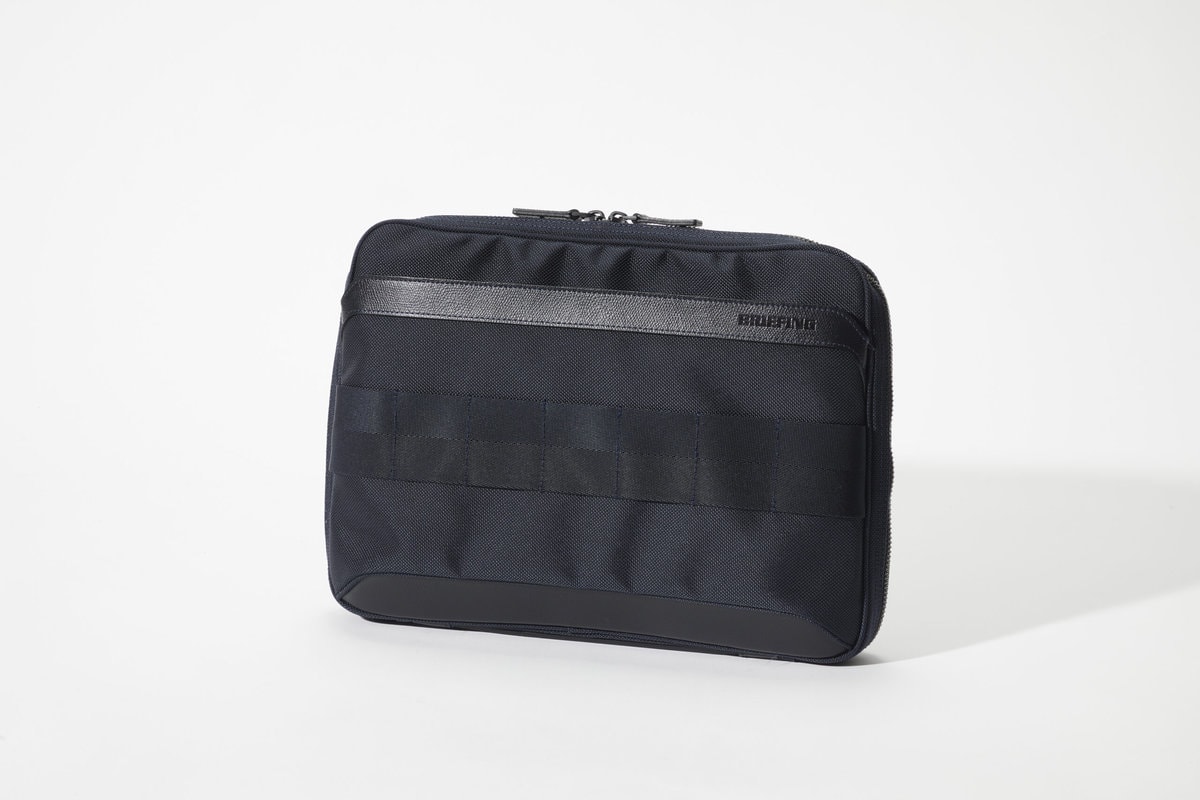 BRIEFING BB FUSION DOCUMENT CASE ¥41,800