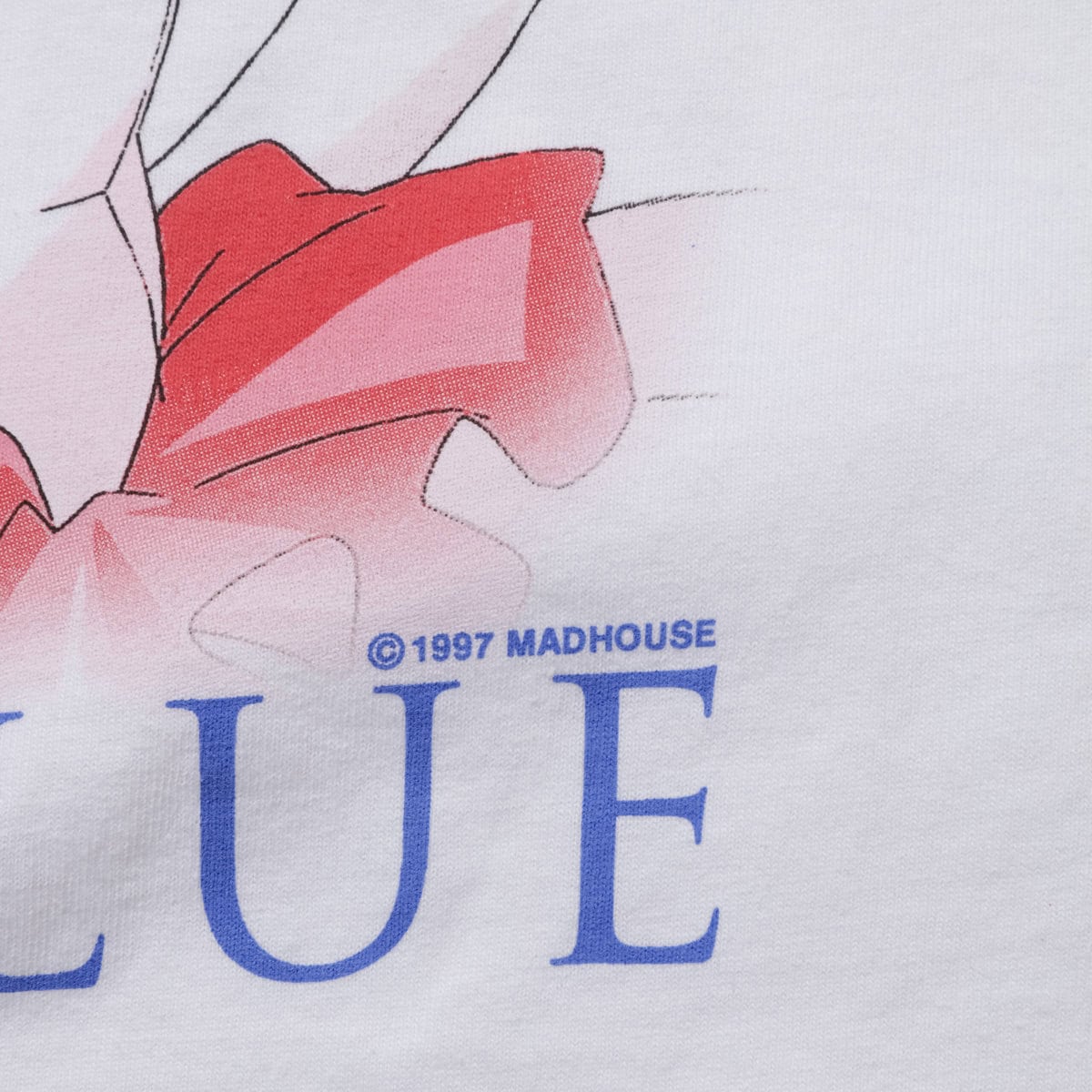 PERFECT BLUE × GEEKS RULE 14 SILKSCREEN PRINTING T SHIRT
カラー：ホワイト　サイズ展開：M〜XXL　販売価格：¥12,100（税込）
©1997MADHOUSE
