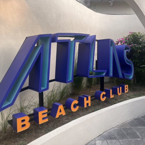 世界最大のビーチクラブ Atlas Beach Club