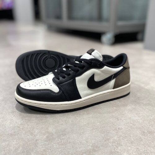 Nike（ナイキ）のエアジョーダン1 レトロ ロー OG 