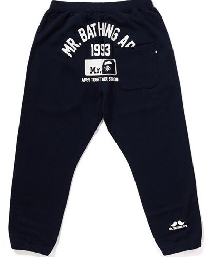 Mr. BATHING APE®のパンツ