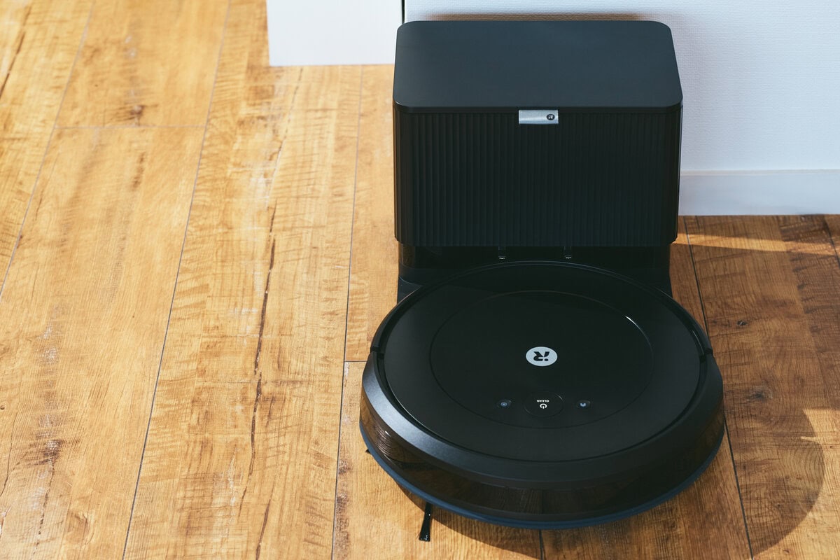 Roomba Combo™ 2 Essential ロボット＋AutoEmpty™充電ステーション