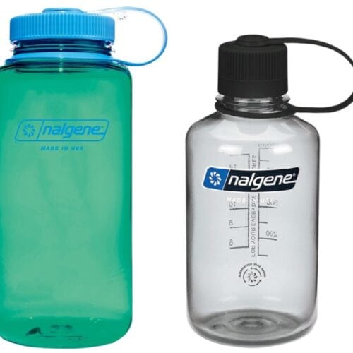 チベット料理店勤務杉野悟史さんの愛用品　飲み口の大きさ違いで2つあると便利！nalgeneのナルゲンボトル