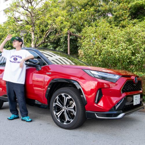 「トヨタRAV4 PHEVはただのSUVじゃない」その驚異のパフォーマンスをクルマ好きライターが試乗レビュー