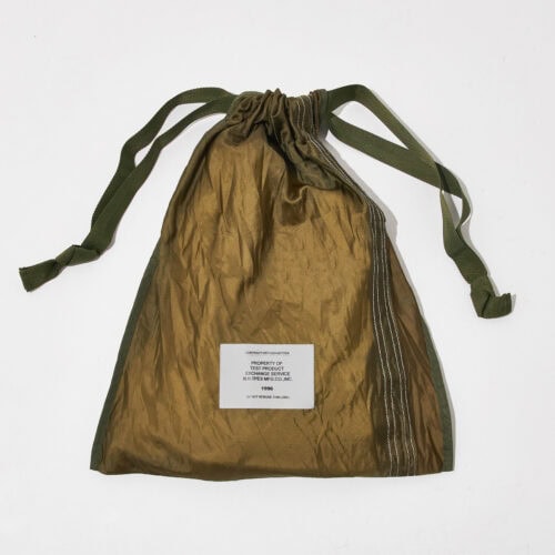 書籍「苦痛の記録」＋DRAWSTRING BAG ¥10,000+税