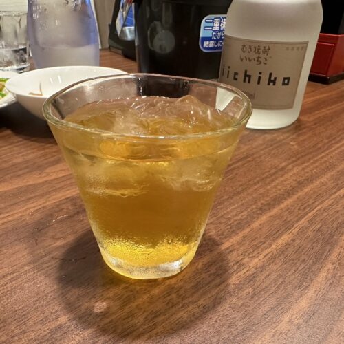 ジャスミン茶割りは無限に飲めるぞ……！