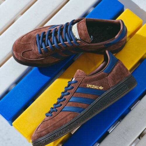 HANDBALL SPEZIAL［ハンドボール スペツィアル］ABCマート別注カラーである「ブラウン」