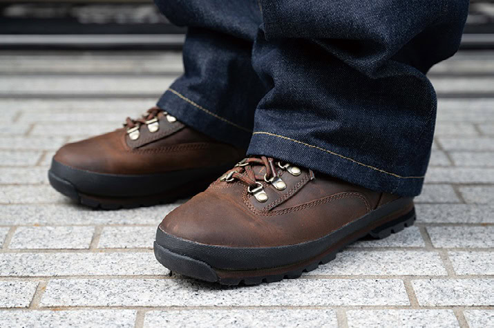 Carhartt WIP Store Shibuya Store 
Managerの吉田海斗さんがサーフィンへ行くときに愛用しているTimberlandの『EURO HIKER』