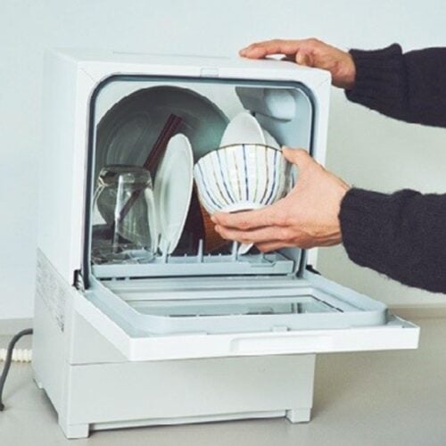 【話題】パナソニックの“一人暮らし用”食洗機「SOLOTA」は絶対に買い！ラク・キレイ・節水の嬉しい三拍子でQOLアップ