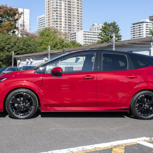 日産　オーラ NISMO tuned e-POWER 4WD