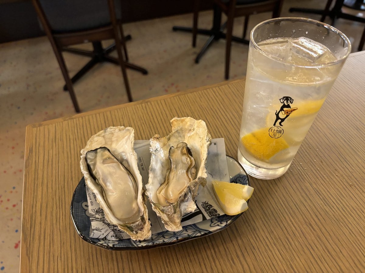 原宿牡蠣屋TokyoSeafood「風呂上がりレサワ焼き牡蠣セット」