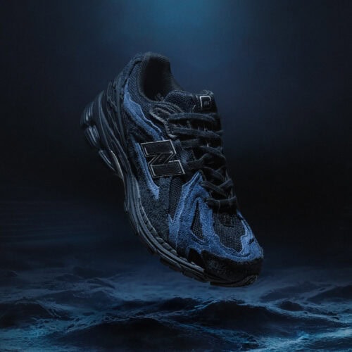 atmos（アトモス）からNew Balance（ニューバランス）別注モデルの最新作が登場。“Deep Sea”と称した深海からインスピレーションされたブルーカラーの1906が完成した。