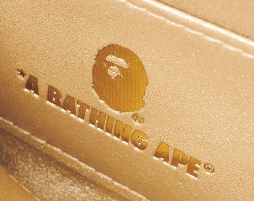 smart2月・3月合併号特別付録「A BATHING APE® 開運ミニ財布」