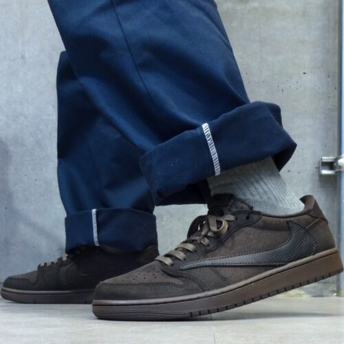 Travis Scott × Nike（トラヴィススコット × ナイキ）のエア ジョーダン 1 ロー OG SP 