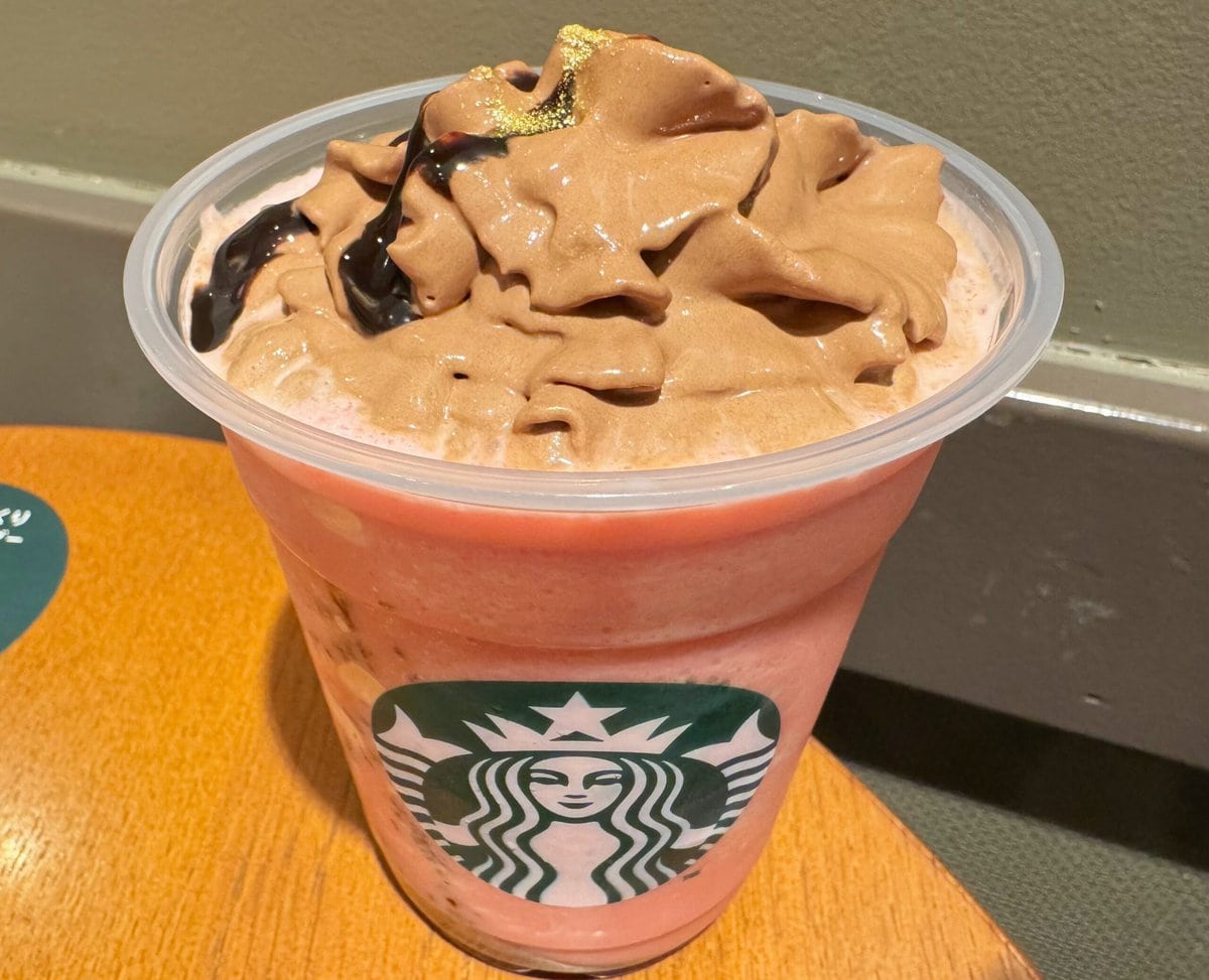 ルビーショコラシンフォニーフラペチーノ