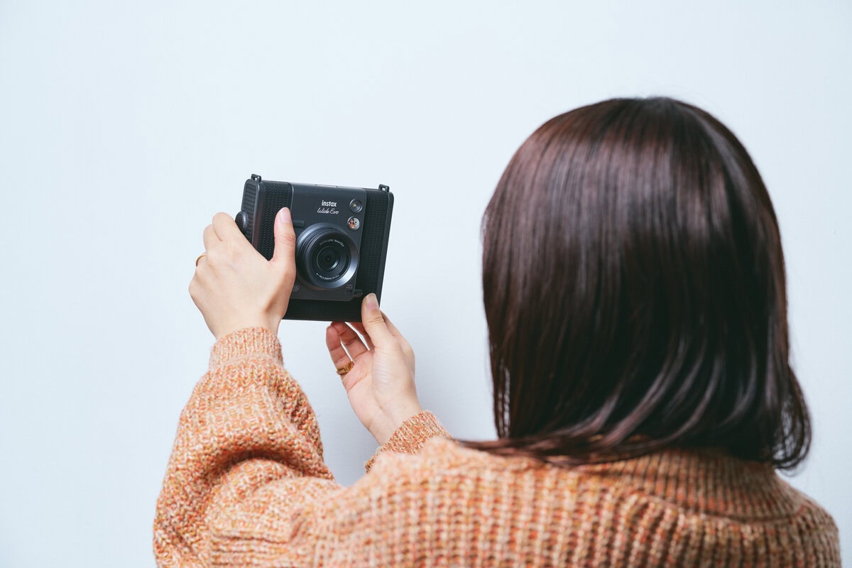 instax WIDE Evo™