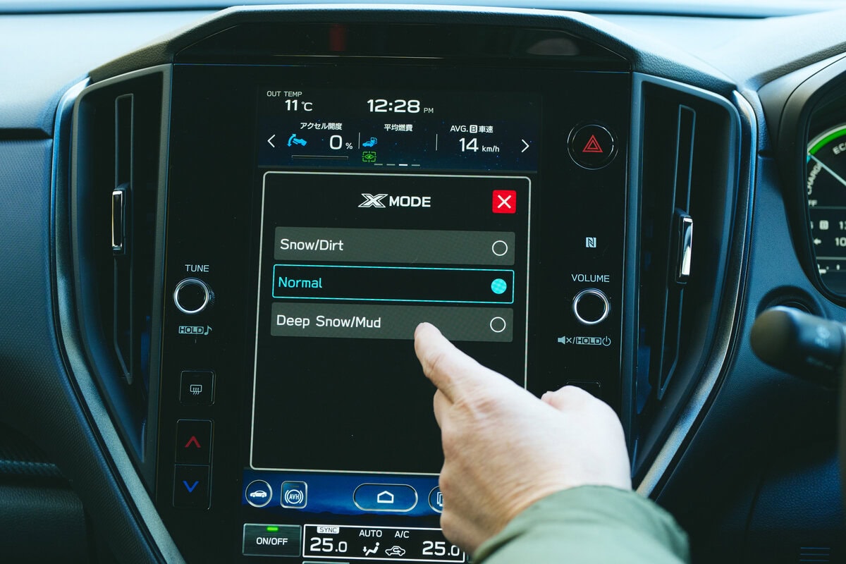 「スバル“クロストレック”を忖度なしのガチレビュー」オフロードにもロングドライブにも対応！うわさの“X-MODE”とは？