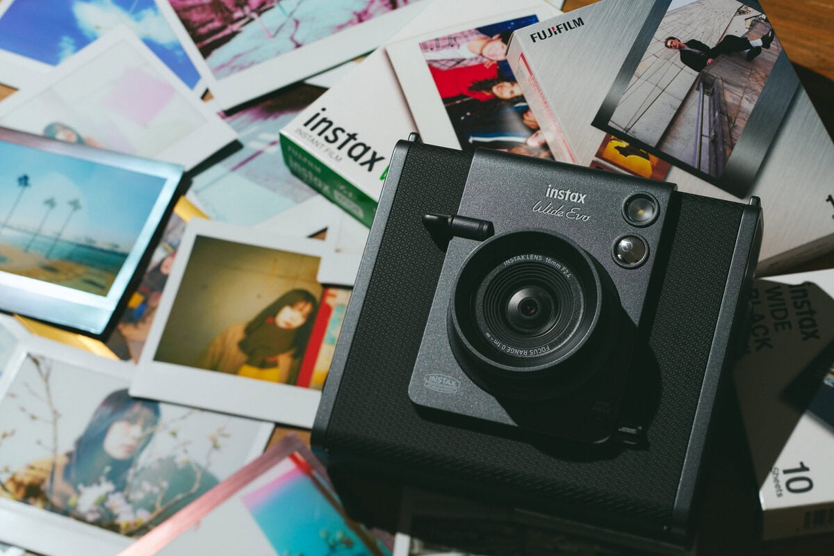 「プロカメラマンが絶賛した“チェキ”instax WIDE Evo™」ワイドなプリントが生み出す特別感がやっぱりいい…作例もたくさん撮ってみた