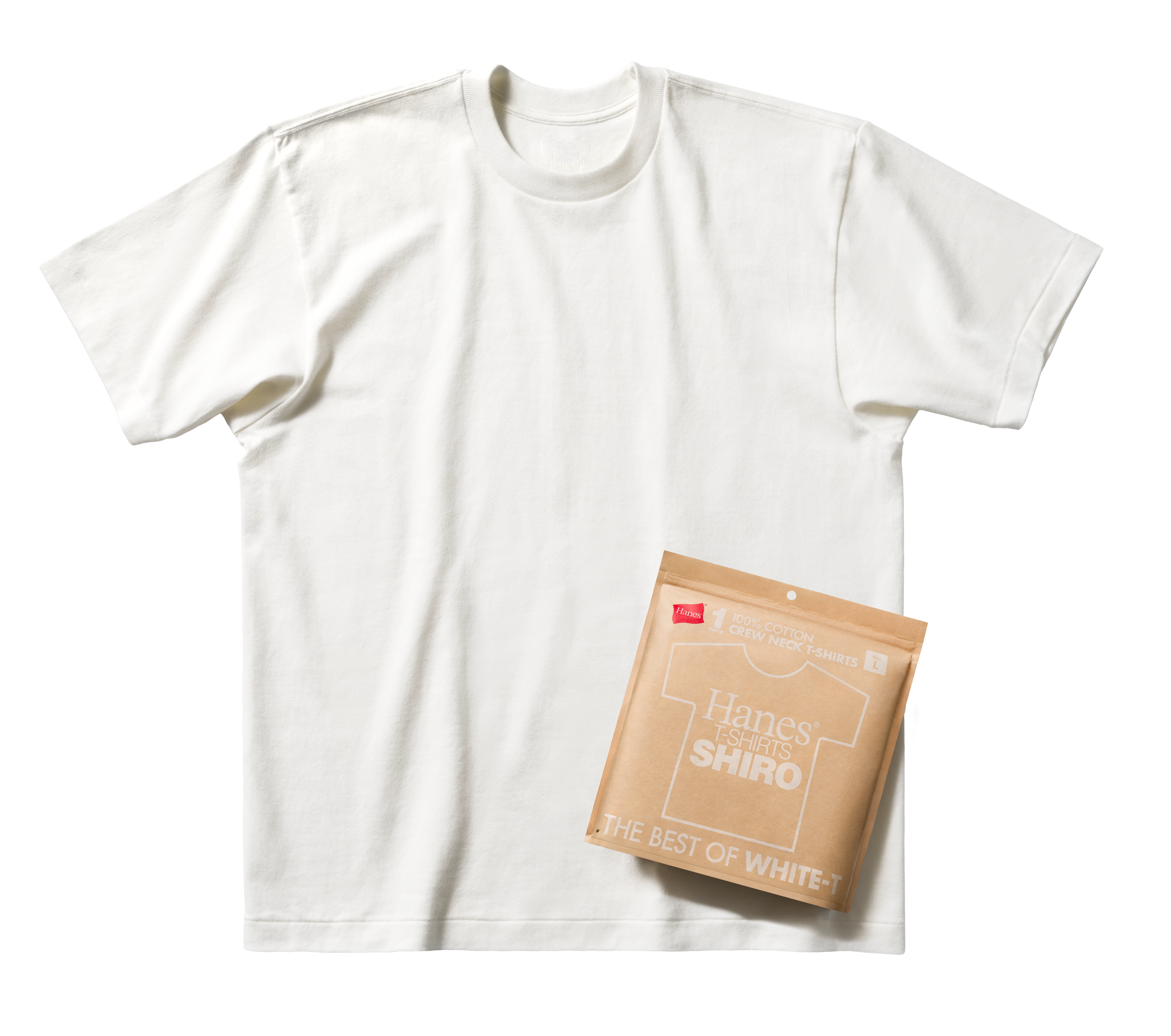 「Hanes T-SHIRTS SHIRO®」に続く、待望の黒Tシャツ「Hanes T-SHIRTS KURO®」の登場で、その日の気分やコーディネートに合わせて最適な色選択が可能に。