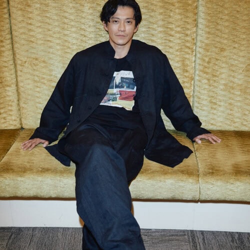 小栗旬が主演を務める映画『フロントライン』が6月13日公開。2020年2月に横浜港に入港し、日本で初となる新型コロナウイルスの集団感染が発生した豪華客船「ダイヤモンドプリンセス」の船内を描く。