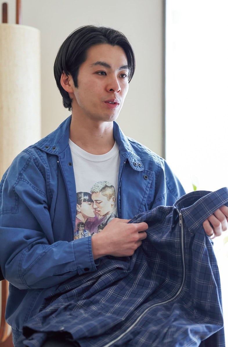 “名品”とするアイテムを教えてくれた、UNDER THE SUN スタッフの谷田誠人さん