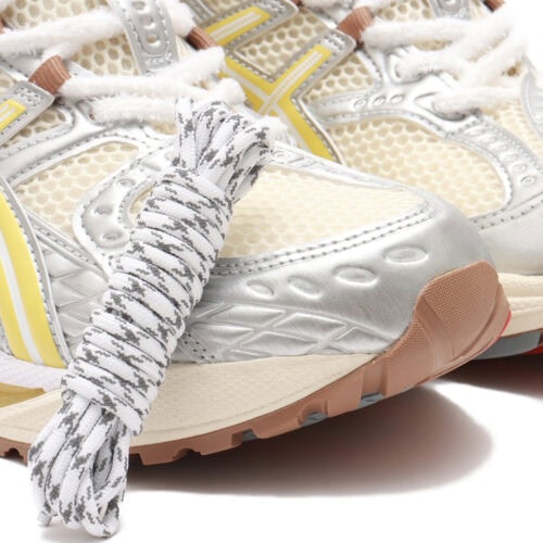 アシックス スポーツスタイルの「ゲル-ニンバス 10.1 アトモス）」¥25,300