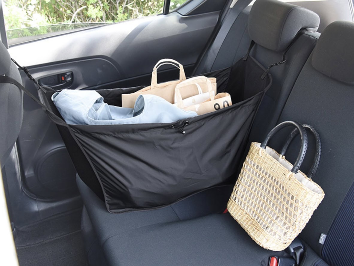 「え？荷物を収納できるハンモック？」座席の荷物をまるごと収納！ 車内に付けるハンモック型収納でカーライフがもっと快適に
