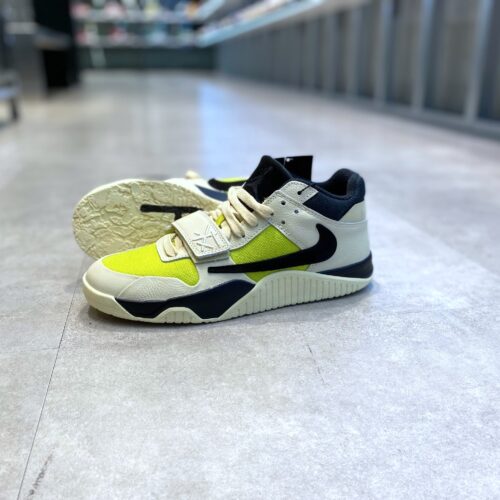 Travis Scott × Nike（トラヴィススコット × ナイキ）のジョーダン ジャンプマンジャック TR CJ1 T-Rexx 