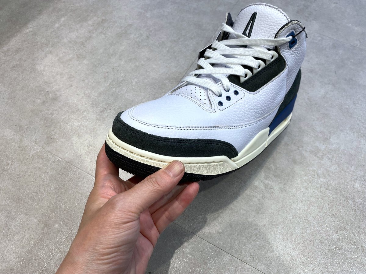 A Ma Maniere × Nike（ア・マ・マニエール × ナイキ）のエアジョーダン3 