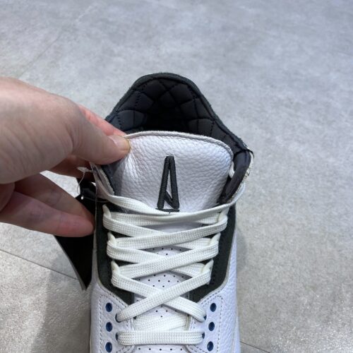 A Ma Maniere × Nike（ア・マ・マニエール × ナイキ）のエアジョーダン3 