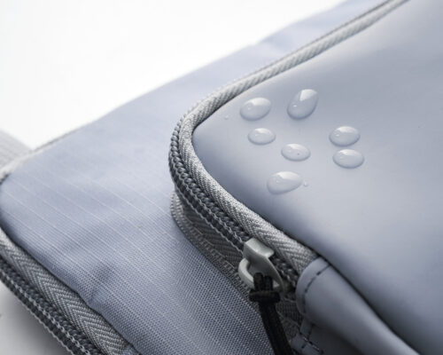 smart2025年7月号 Coleman [コールマン] の
水に強い！
2層式ショルダーバッグ 