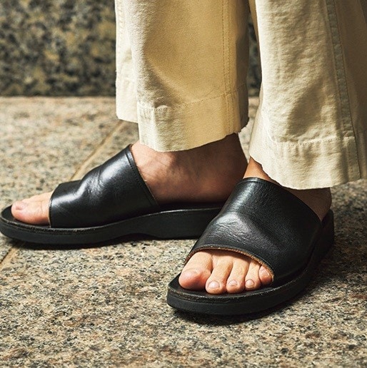 Schott マーケディング・Satsumaさん愛用のサンダルはショット×ブラザーブリッジのLEATHER SANDAL