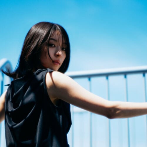 NHK朝の連続テレビ小説『あんぱん』でヒロイン・若松のぶ（今田美桜）の同僚である高知新報の女性記者・小田琴子を演じている鳴海 唯