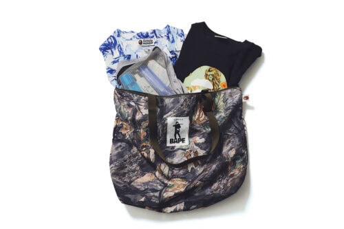 smart2025年8月・9月合併号 A BATHING APE®[ア ベイシング エイプ®]の
TREE EDGE CAMOデザイン
ビッグトートバッグ 
