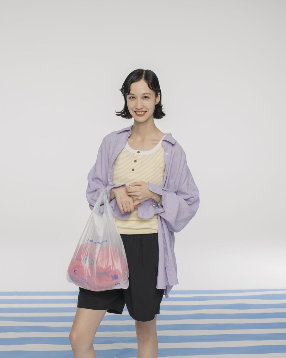 デザイン×機能×コスパと三拍子揃ったコラボレーション。お近くのローソンへぜひ。