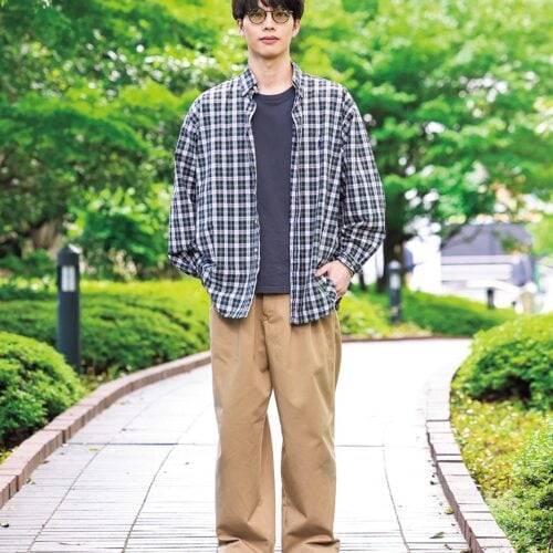 KEEN GARAGE SHINJUKUスタッフ・吉田 雄大さんのサンダル＆サングラスコーディネイト
