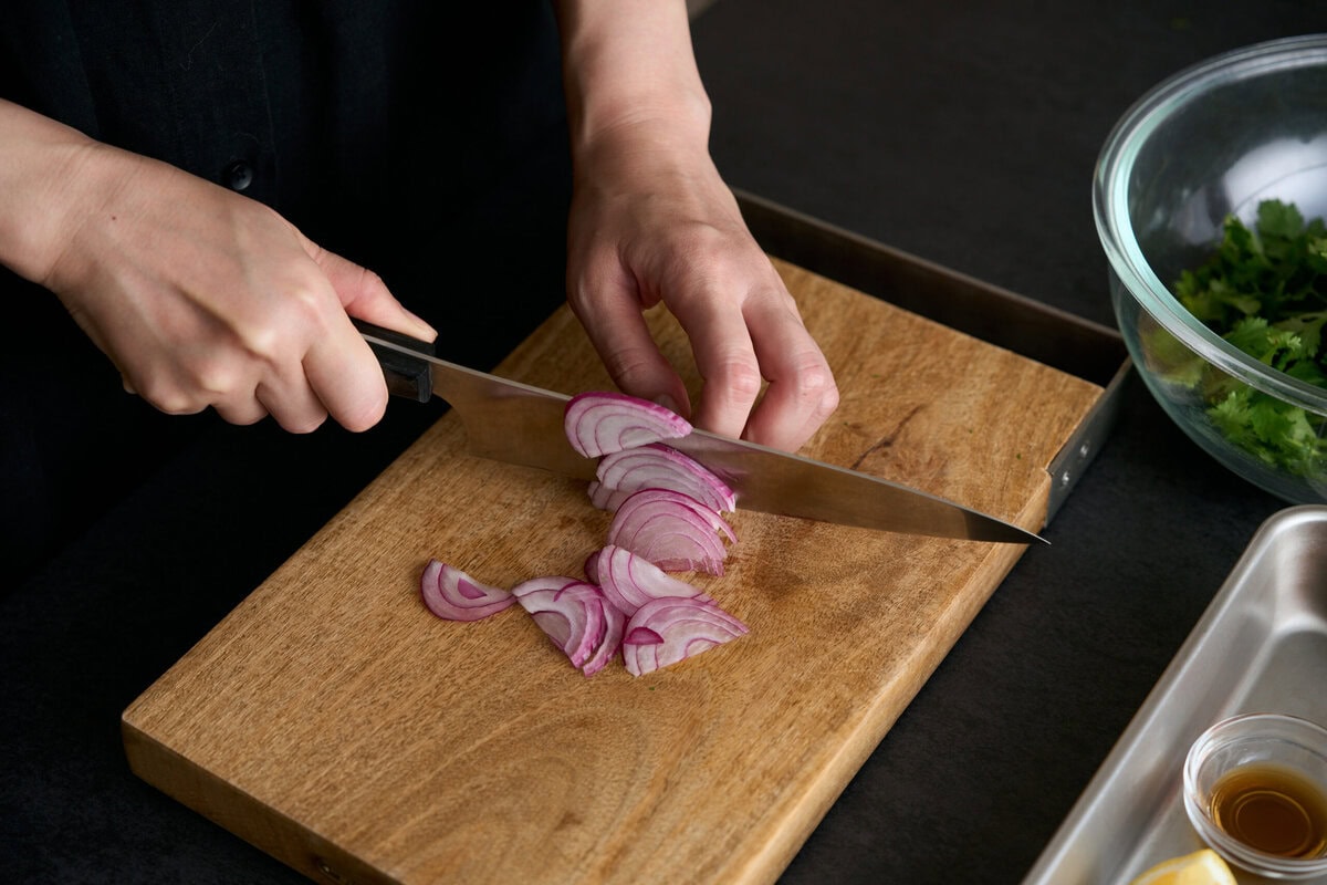 パクチーとぷりぷりえびのサラダ作り方2