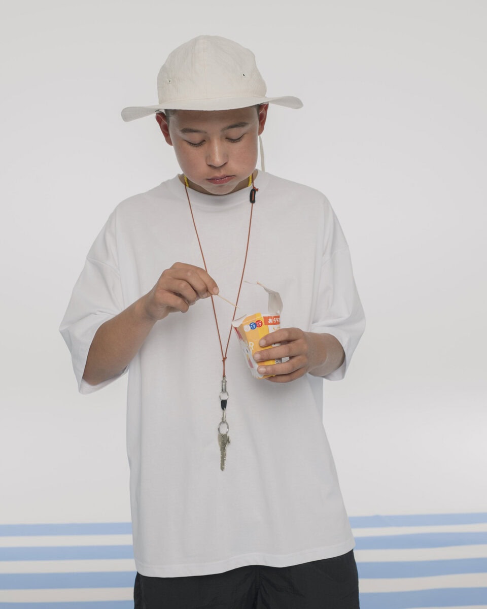 「厚めの快適Tシャツ」は、これからの季節にぴったりな、柔らかい手触りと、接触冷感・吸水速乾・紫外線防止などの機能を搭載。S～M、L～XLの2サイズ、ホワイトとブラックのカラーバリエーション｡