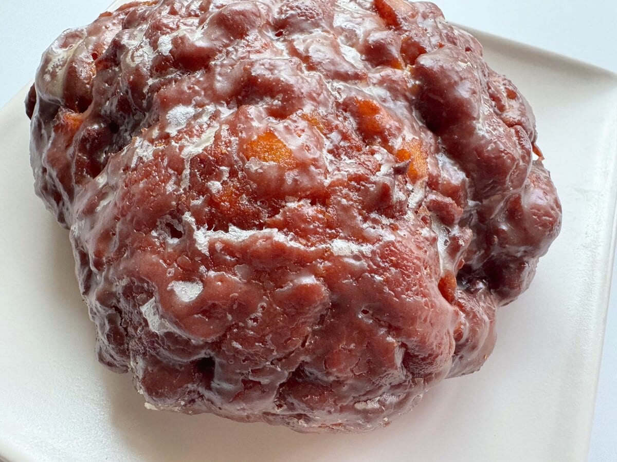 ちょっと岩感のあるごつごつとしたビジュアルも特徴的