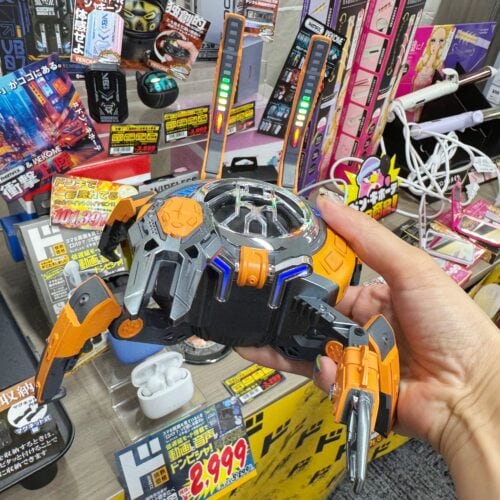 エヴァンゲリオンを彷彿とさせるデザイン