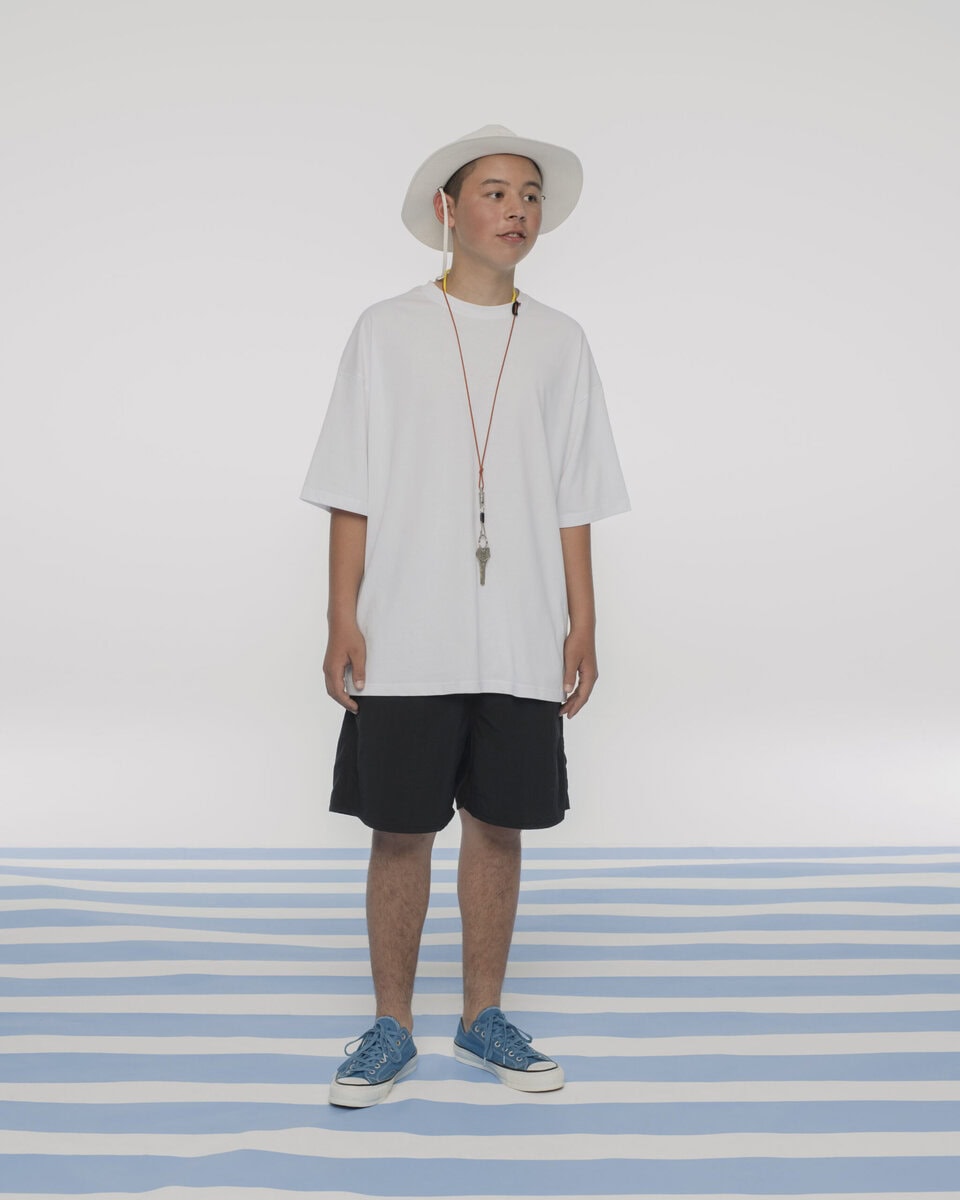 コンパクトに収納ができる「ナイロンショートパンツ」は接触冷感・吸水速乾で、レジャーシーンでも大活躍。 使いやすいブラック1色、S～M、L～XLの2サイズ展開。