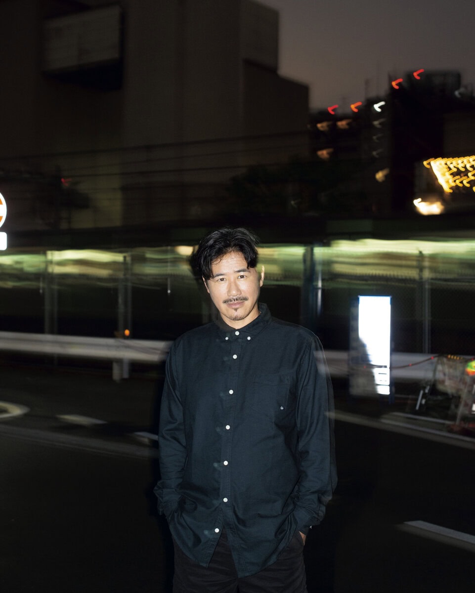 鈴木一真は20歳そこそこで海外でも活躍するトップモデルとなり、のちに本格派俳優へと転身。2015年には拠点をロサンゼルスに移し、現在も挑戦を続けている