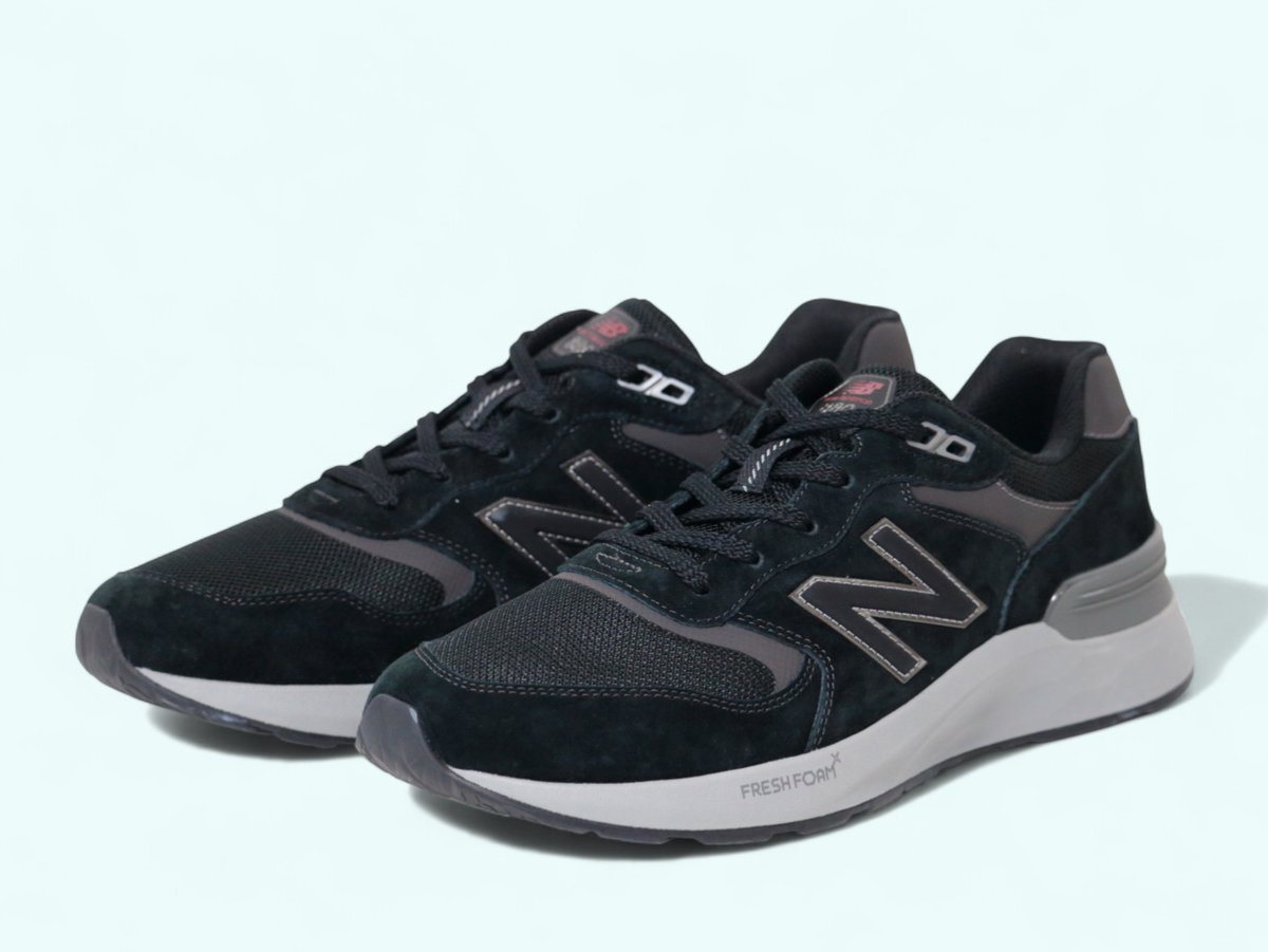ニューバランスの「880 V7」¥13,970