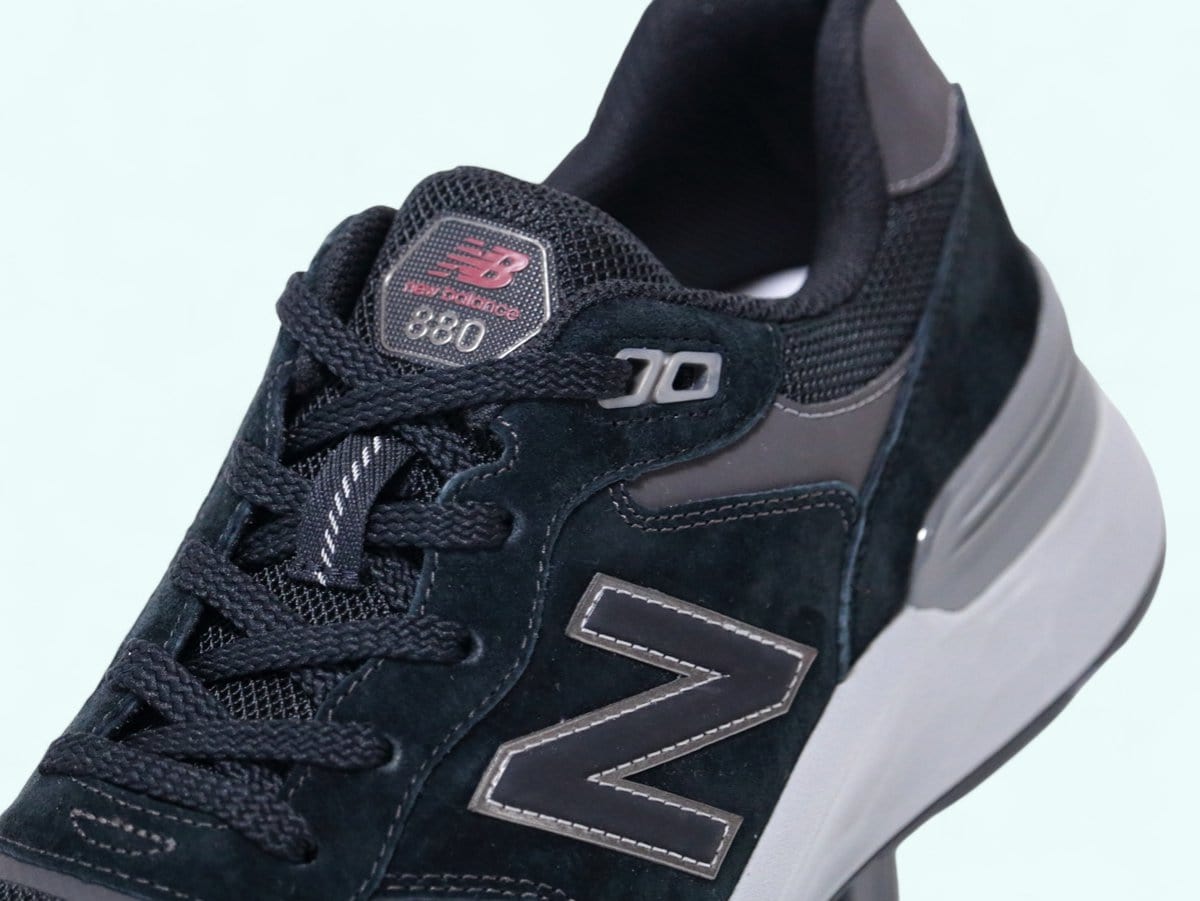 ニューバランスの「880 V7」¥13,970