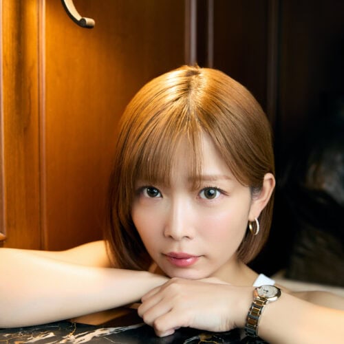 6年ぶりのエッセイ集『犬と厄年』を発表した紗倉まな