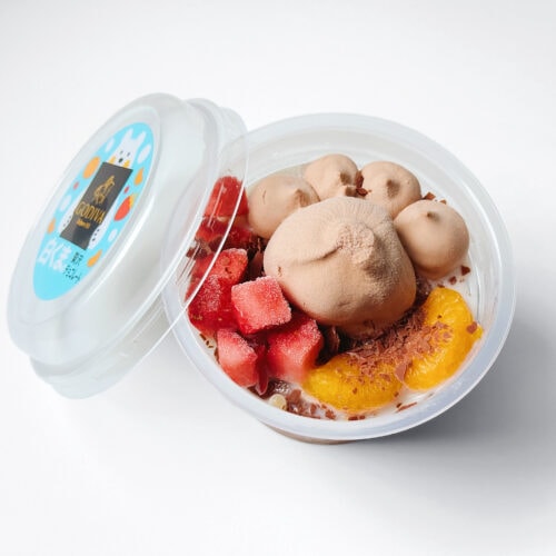 セブンイレブン限定 ゴディバ 白くま贅沢チョコレート