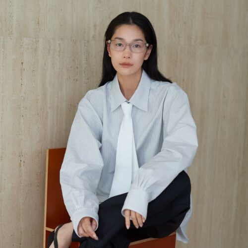 今回のコラボレーション「Zoff｜takashi kumagai」は、トレンドを反映した多彩なデザインが魅力。レトロなビッグシェイプからアジアントレンドを反映した天地浅めのシェイプまで、幅広いバリエーションを展開する。